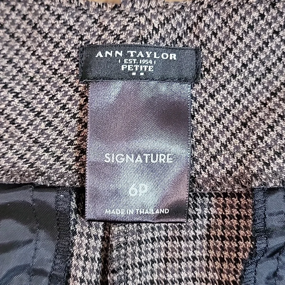 Women's Ann Taylor Signature Pants in Houndstooth, Brown, Size 6P, Pre-owned - Picture 7 of 8